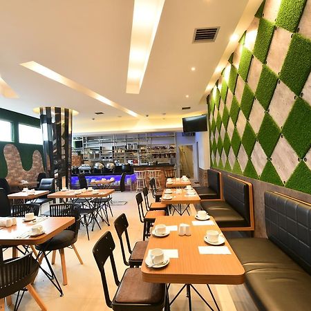 Midtown Xpress Balikpapan Hotel Luaran gambar